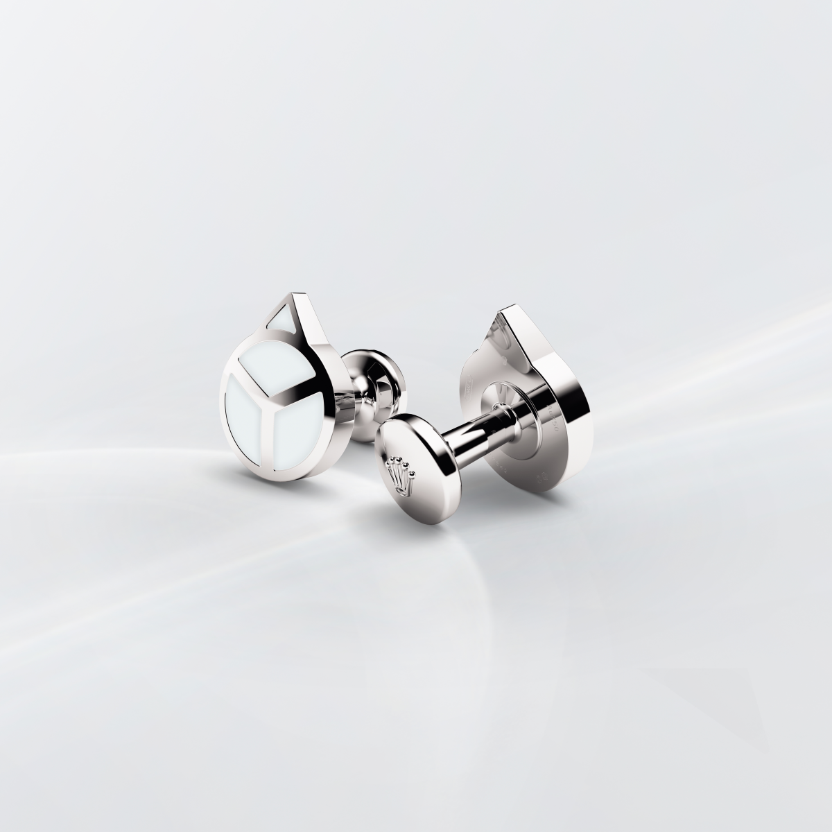 ‘Hand’ cufflinks